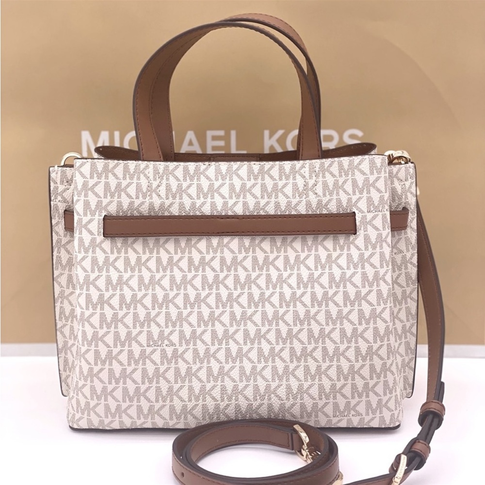 MICHAEL MICHAEL KORS Vanilla
Emilia Small  Satchel Crossbody Bag Vanilla - Picture 9 of 14